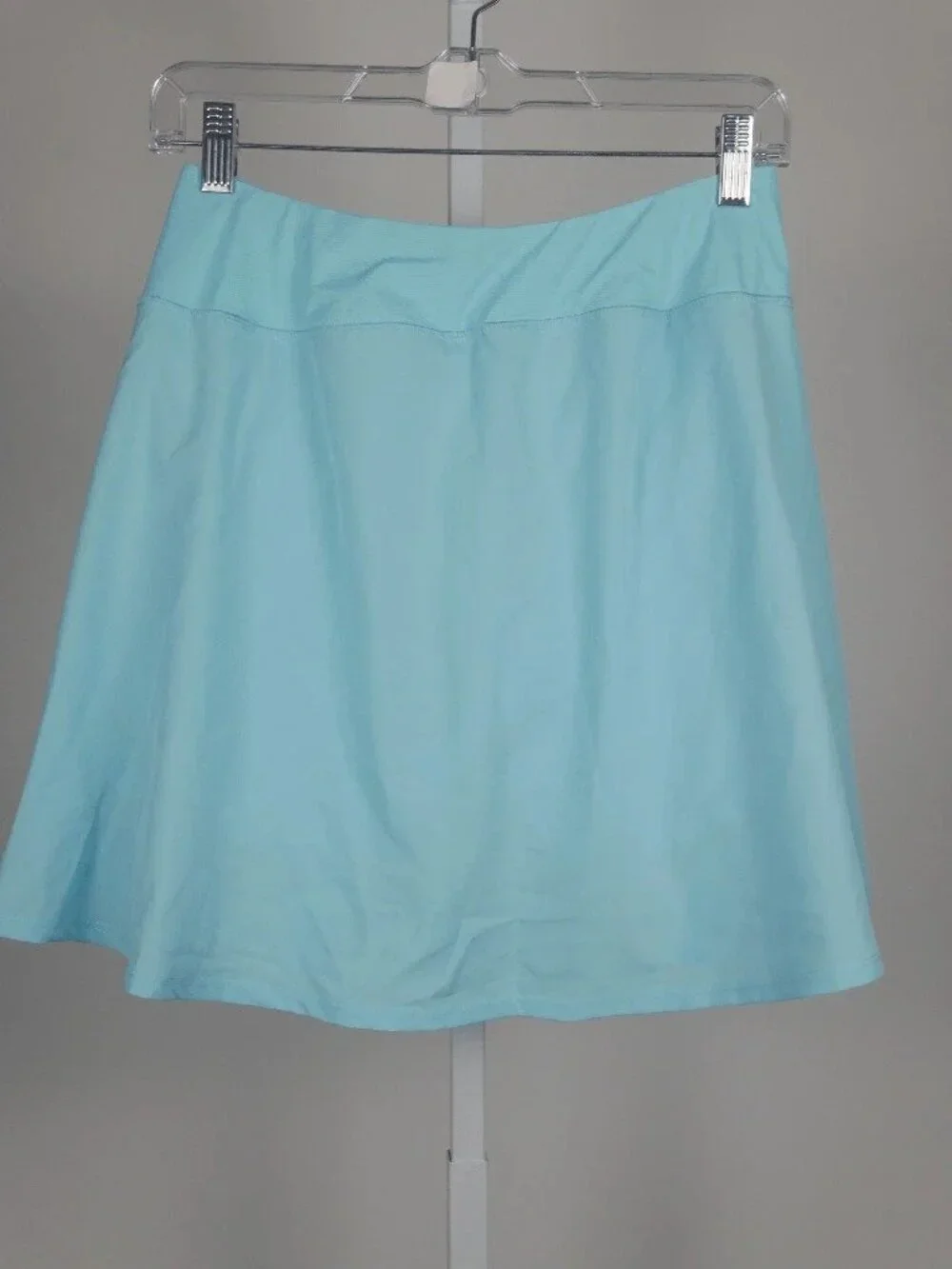 Antigua Women's Chip Golf Skort Powder Blue stretch Size Large Pickle Ball